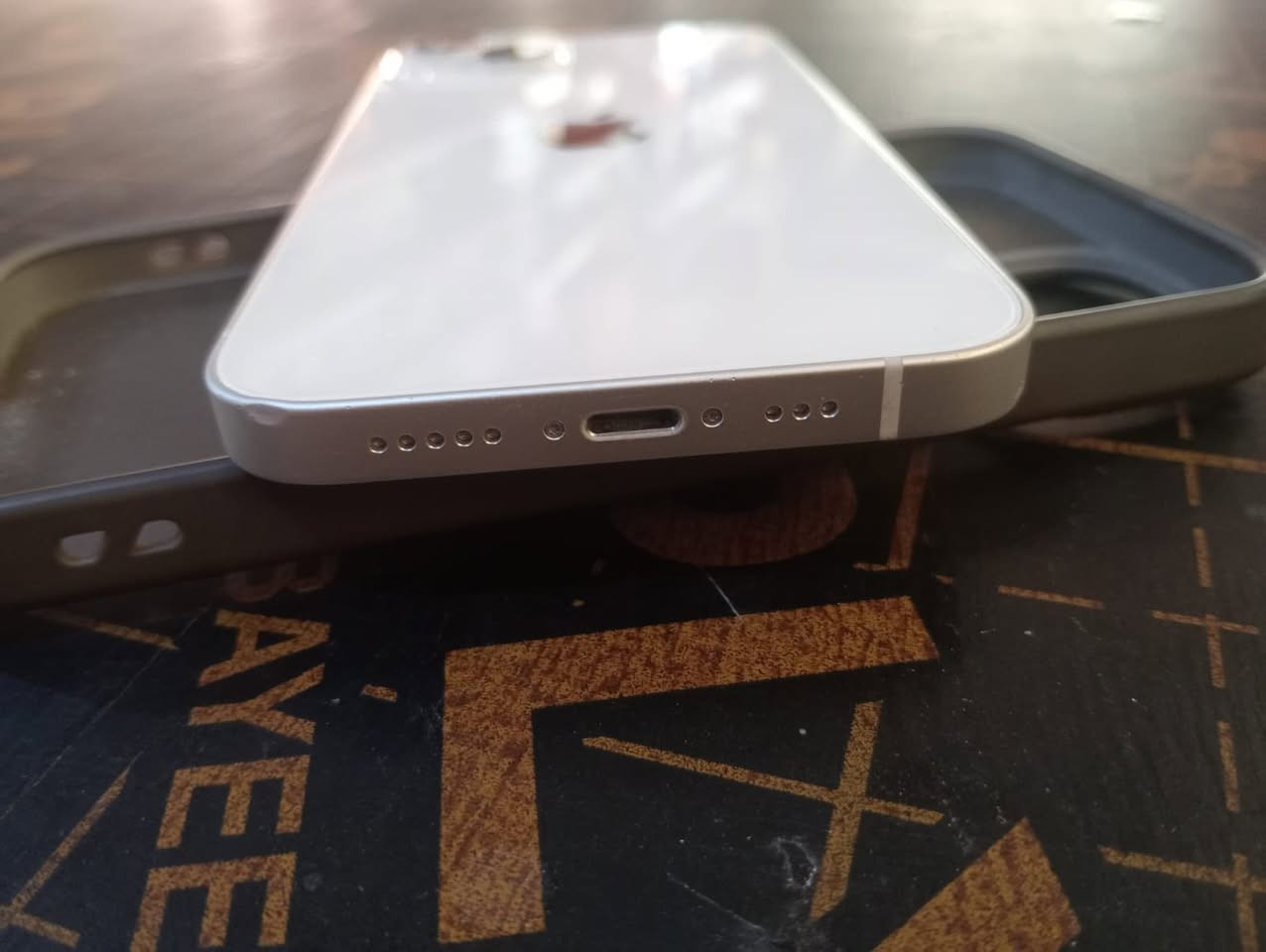 السلام عليكم أيفون ١٣عادي للبيع
آيفون ١٣عادي

أمريكي 5G

نموذج m

ذاكرة ١٢٨

بطارية ٨٧

شريحة وحدة +اكترونية

خط بلشاشة ضمان لايمشي ولا يكبر 

السعر ٣٥٠ الف 
يوجد توصيل
للاستفسار واتساب ***********
