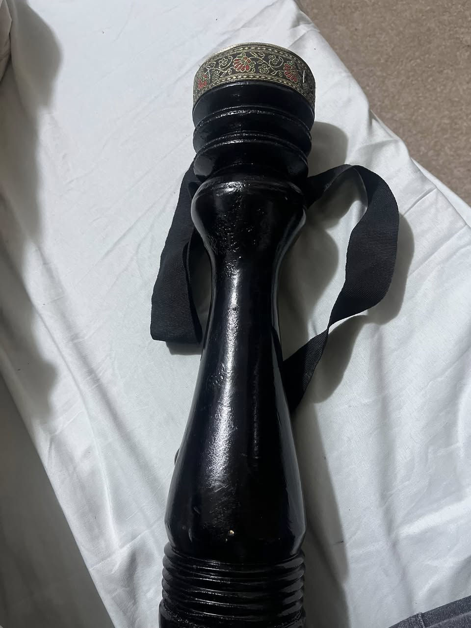 للبيع 
طلبة +خشبة+مزهر 
السعر ١٠٠ الف قفل
***********
بغداد 
يوجد توصيل
