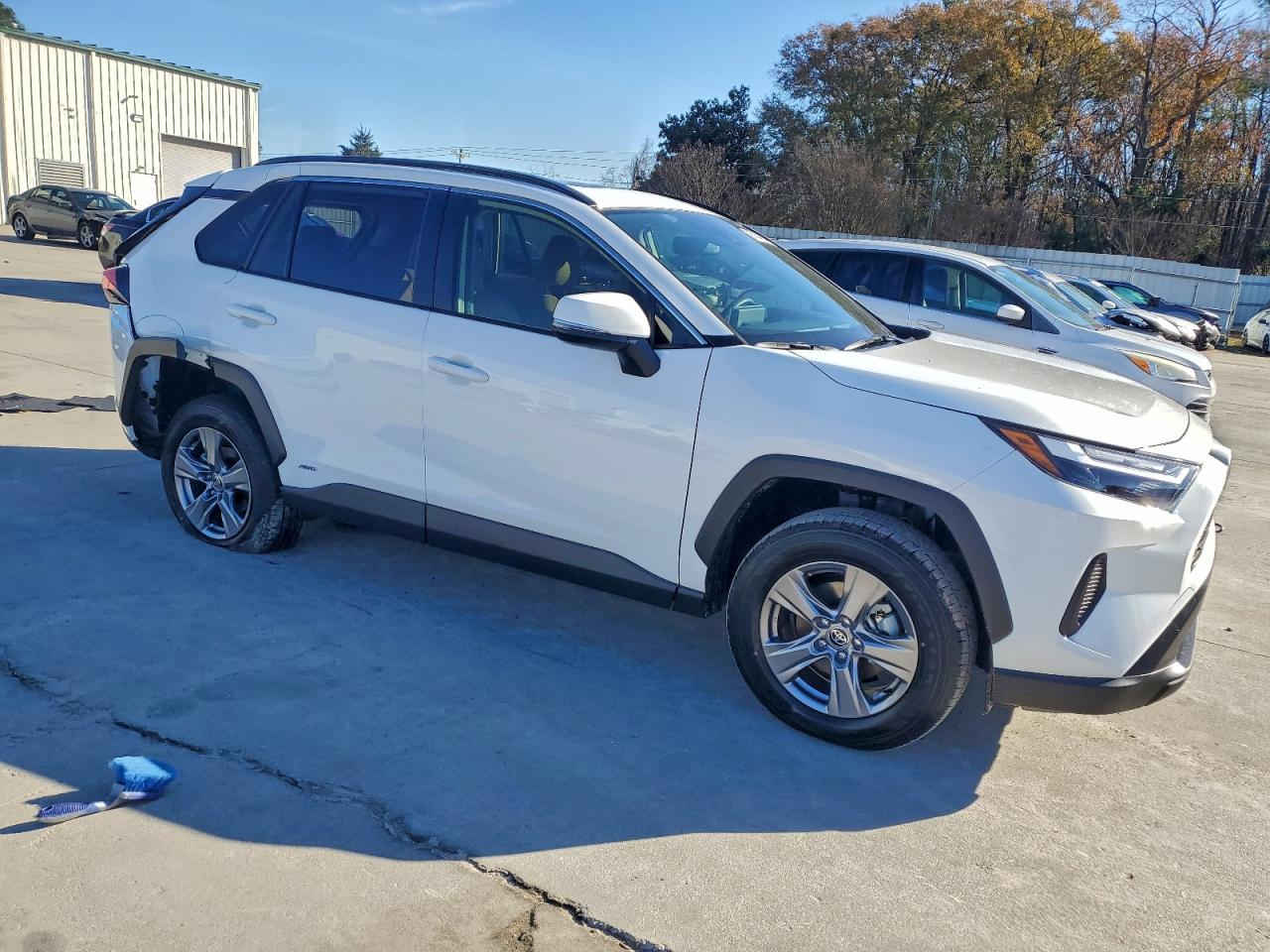 السلام عليكم
نوع السياره: 2025 TOYOTA RAV4 XLE

تاريخ المزاد:20/2/2026 
مده الوصول:من 70 يوم الى 90 يوم
السعر:حسب تاريخ المزايده
الضرر و المواصفات:حسب الصور المرفقه
حجم المحرك: 4 سلندر
نقل المتوفر : الأردن - جبل علي - مرسين 
للمزيد من المعلومات الحضور الساعه الرابعه مساء الى مقر الشركه الكائن في بغداد اليرموك مجاور محطه وقود اليرموك
او الاتصال على الرقم التالي
009647817770664
00962799619838
Falah Auto for American and Canadian Auctions


**إذا كنت صاحب هذا الإعلان وتريد حذفه لأي سبب، رجاءا أرسل رسالة إلى الدعم الفني**