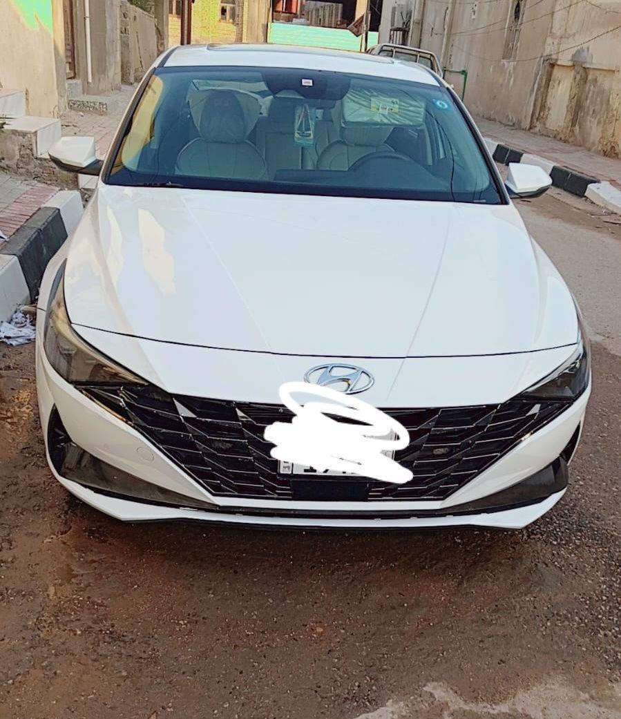 النترا موديل 21 فول مواصفات فتحة بصمة شاشة متصلة رادار امامي جانبي خلفي حساس كامرة دوارة داخل جلد كريمي وبعد هواي مواصفات  السيارة فول
وارد امريكي 
حادثة جاملغ وبنيد وجاملغ الثاني 
السيارة هايبرد وباسمي
مكان السيارة كربلاء 
السعر 140$
للاستفسار ع الرقم بي واتس ***********
