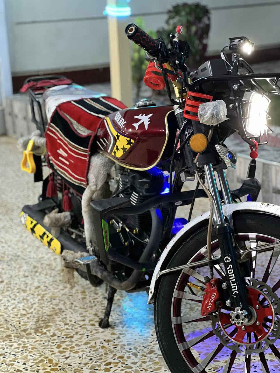 سولنك محرك ٢٠٠جاكوج فول كماليات
بصمات أوراق سويجات 
مكاني القائم حصيبه 
مراوس وبيع


**إذا كنت صاحب هذا الإعلان وتريد حذفه لأي سبب، رجاءا أرسل رسالة إلى الدعم الفني**