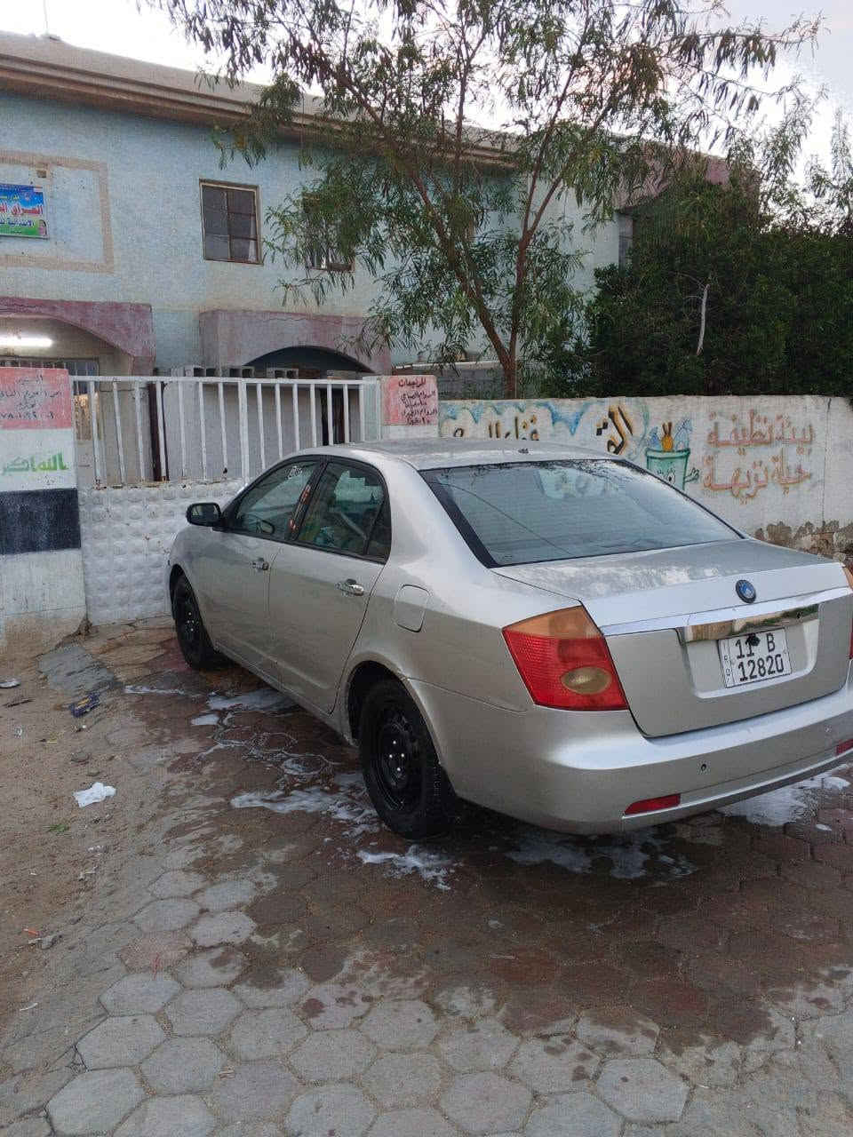 جيلي FS  المرغوب كير مكينه كير كورلا1800 تحويرته 100/100
سياره جاهزه مال جناي   ترايك خارج العراق 
تبريد 🥶 ثلج 
تخم تاير جديد ويل صبغ جديد 
داخل دوشمه جديده سياره متعوب عليه 
صدر امامي خلفي جديد سياره حلوه جاهزه  السعر 52 وبيه مجال بسيط حك.جيه مكاني بغداد ***********//***********
