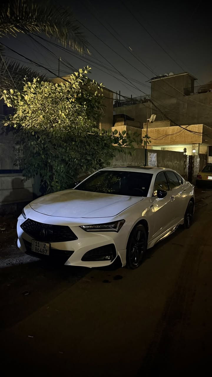 سلام عليكم للبيع أو مراوس حسب القناعه (يفضل سياره عاليه )
هوندا  اكورا TLX 2023 نسخه A-spec رياضيه لون ابيض صدفي رقم بغداد باسمي فول مواصفات ويل حجم 19 إنش فتحه سقف رادارات اماميه خليفه نقطه عمياء ماوس شاشه كار بلي كشن جلد شاموا وتدفئه وتبريد بالمقاعد الاماميه مثبت سرعه وتحديد مسار اناره محيطيه بلاديه وبعد هواي مواصفات حادث سطحي بدون ايرباك ماشيه حالياً 26km السعر خاص وأي استفسار *********** واتساب موجود
