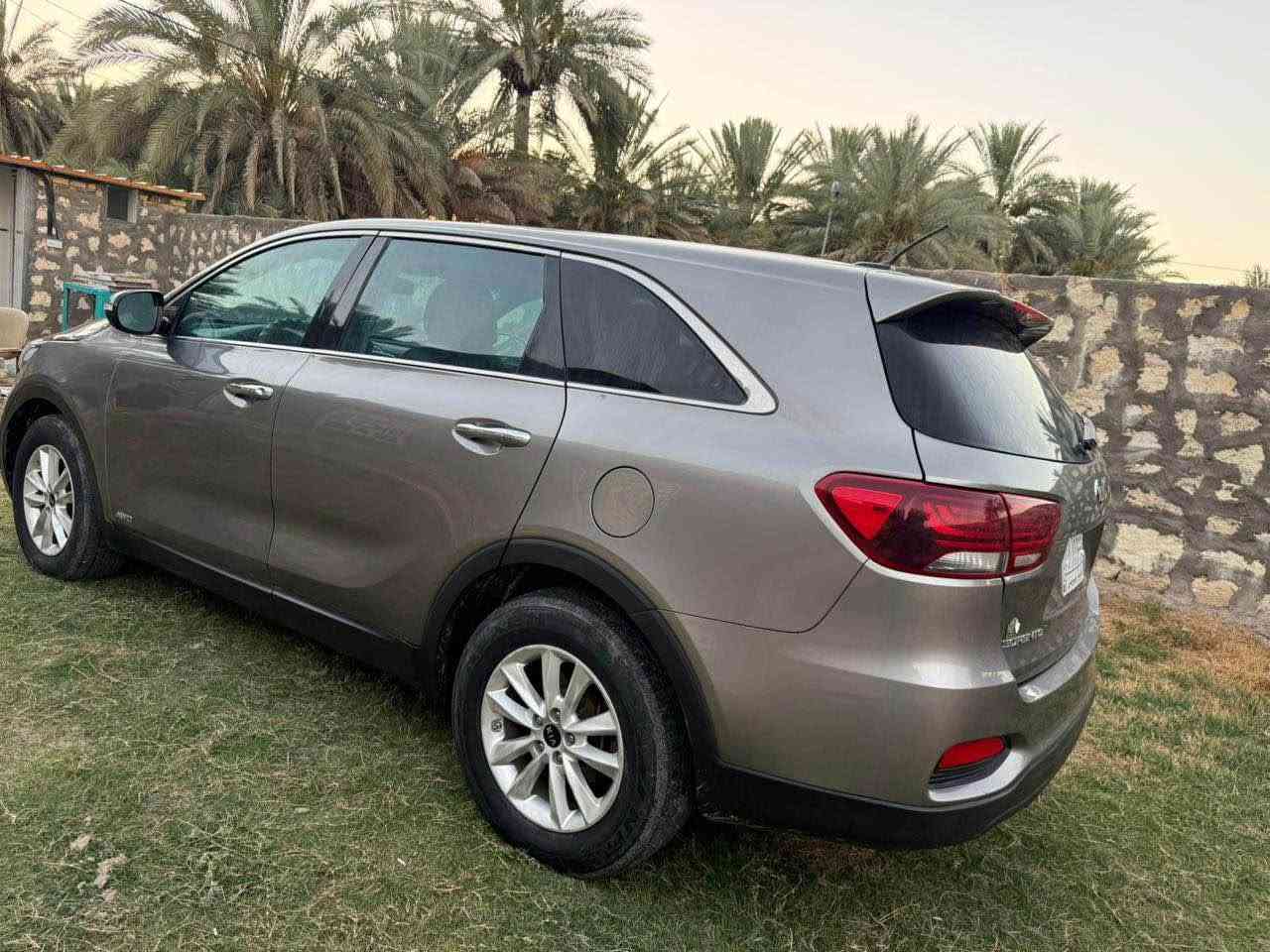 سورنتو 2019 وارد اميريكي حادث جاملغ وبنيد بدون اي اضرار داخليه جاهزه من كلشي بدون بارد محرك 4 سلندر  محرك كير تبريد حداديه تخم تاير كله جاهزه ما بيه اي نقص تحويل مباشر الجام كله بلرايز ضد الشمس السعر 148
رقم الهاتف *********** كربلاء, العراق
