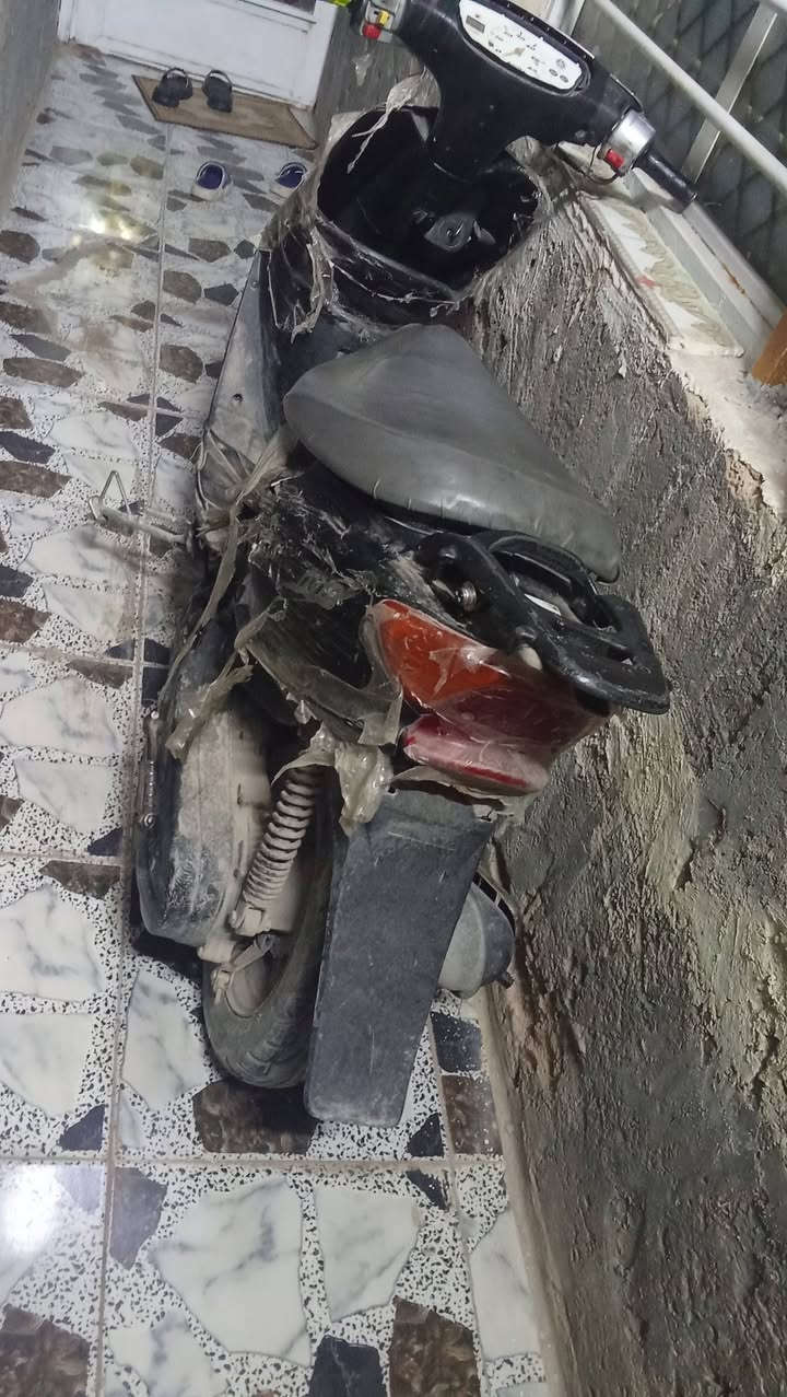 عصفوريه شغاله مكينه حلوه كفرات تعبانه مكان بغداد الشعب السعر 150       ***********
