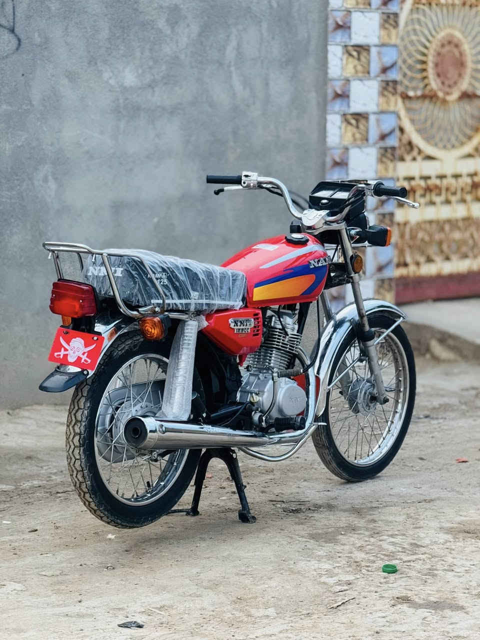 السلام عليكم اخوان
للبيع نامة تعمير 26 مكينة اصلي23 مفتوحة بس بستم شاصي16 أوراق اصولي دراجة نظيفة وجاهزه على آخر حباية كله جديد كهربائيات كاملة سعر ٧٢٥ وبيها مجال مكاني شطرة 
***********
