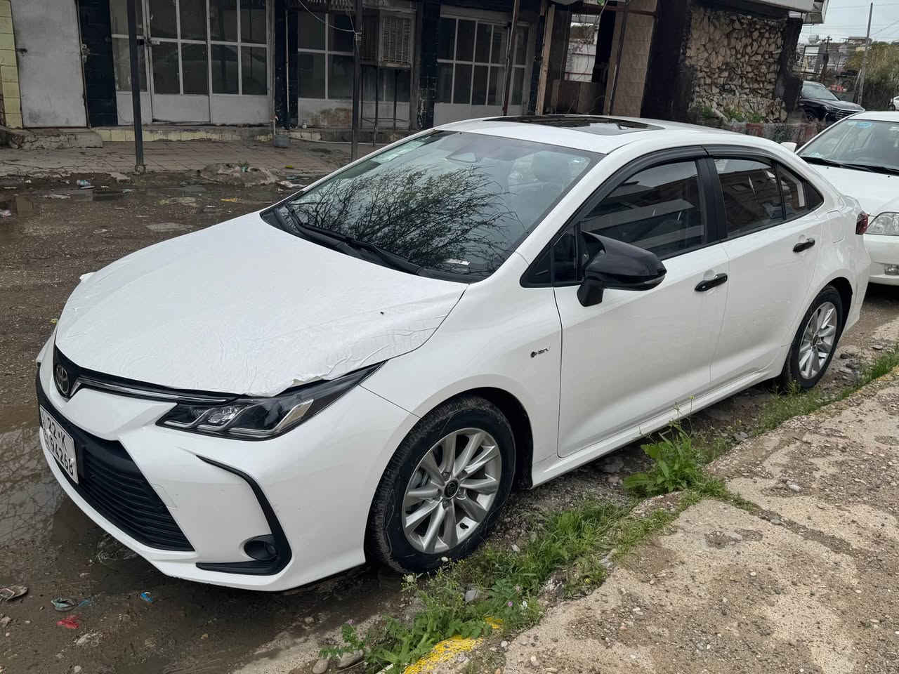 السلام عليكم

للبيع تويوتا كورلا هايبرد او مراوس

رقم اربيل دولي 

موديل 2024 

الشكل الخليجي 

فول مواصفات HEV

سياره جديده بمعنى الكلمه

السعر 149 بيها مجال بسيط

للاتصال ***********

مكان السياره كركوك 

بطاقة بانزين باقيلة اسبوعين يطلع

عداد مسافة مقطوعة(19) الف كركوك, العراق
