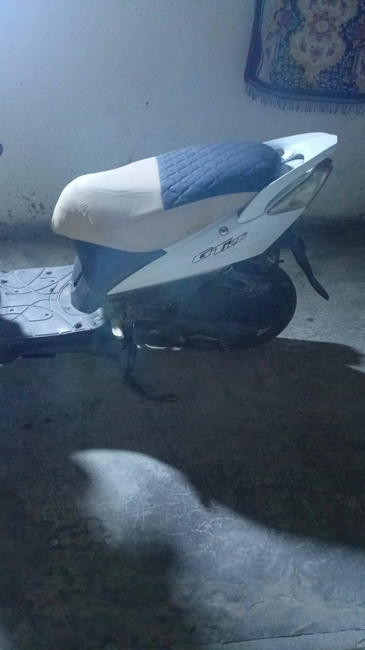 دراجه لبيع نضيفه مكاني فلوجه ***********
