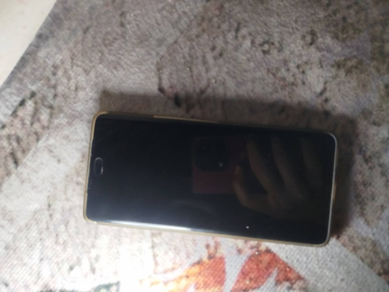 السلام عليكم شونكم شباب موبايل هونر X9c للبيع جديد الموبايل هستوني ماخذه كارتونته وياه وشاحنته الاصليه ماصارله شهر من اخذته للبيع 300 قفل راذا اكو ايباد نضيف للمراوس عادي خاص مفتوح


**إذا كنت صاحب هذا الإعلان وتريد حذفه لأي سبب، رجاءا أرسل رسالة إلى الدعم الفني**