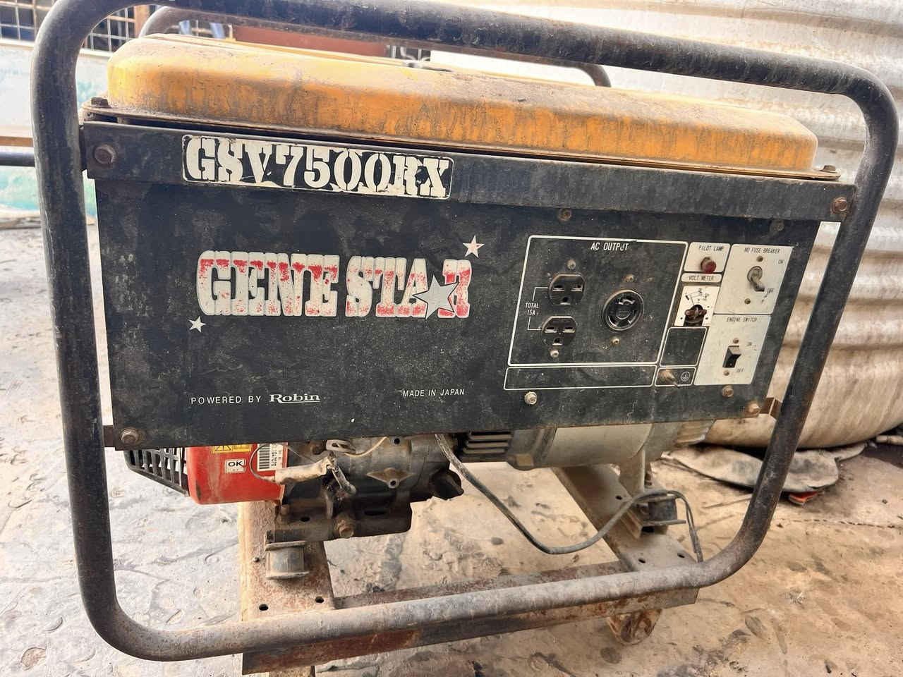 سلام عليكم
مولدات البيع 3
ثنين نوعية روبن
وحدة نوعية سوبارو 
السعر الواحد250
ومكاني بغداد حي البتول
الرقم ***********
