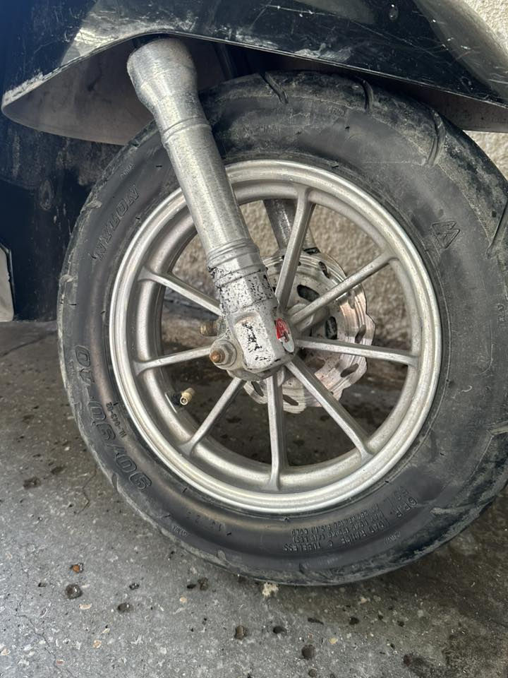 سلام عليكم ماكس منغولي مكينه حلوه ناعمه بيهه بس راس مال عدله وكابريتر تجاري غيرهه ماكوو 
مكاني مدينه الصدر قطاع 41
سعرهه 450 وبيهه مجال 
رقم الهاتف ***********
