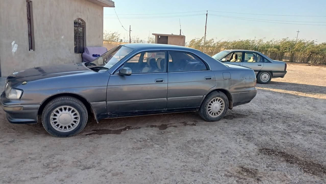 سلام عليكم بطه كراون متصل موديل93 نضيفه كير محرك شرط تايرات جدد
سنويه باسمي رقم انكليزي  رقمها كركوك مشروع وطني
سنويتها ل27
سعرها 50وبيها مجال
للاتصال***********
