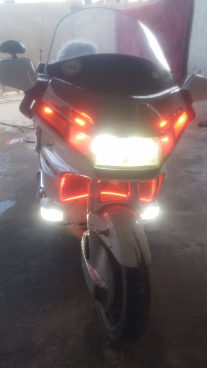 كولدن موديل ٨٨ رقم انكليزي ديالى دراجه مكفوله من محرك كير بك جك. تخم تاير نقص كاب واحد كهرباء كلهه شغاله ماناقصهه شي رقم وسنويه ثاني يوم احولك اي ستفسار خابر وتدلل ***********
