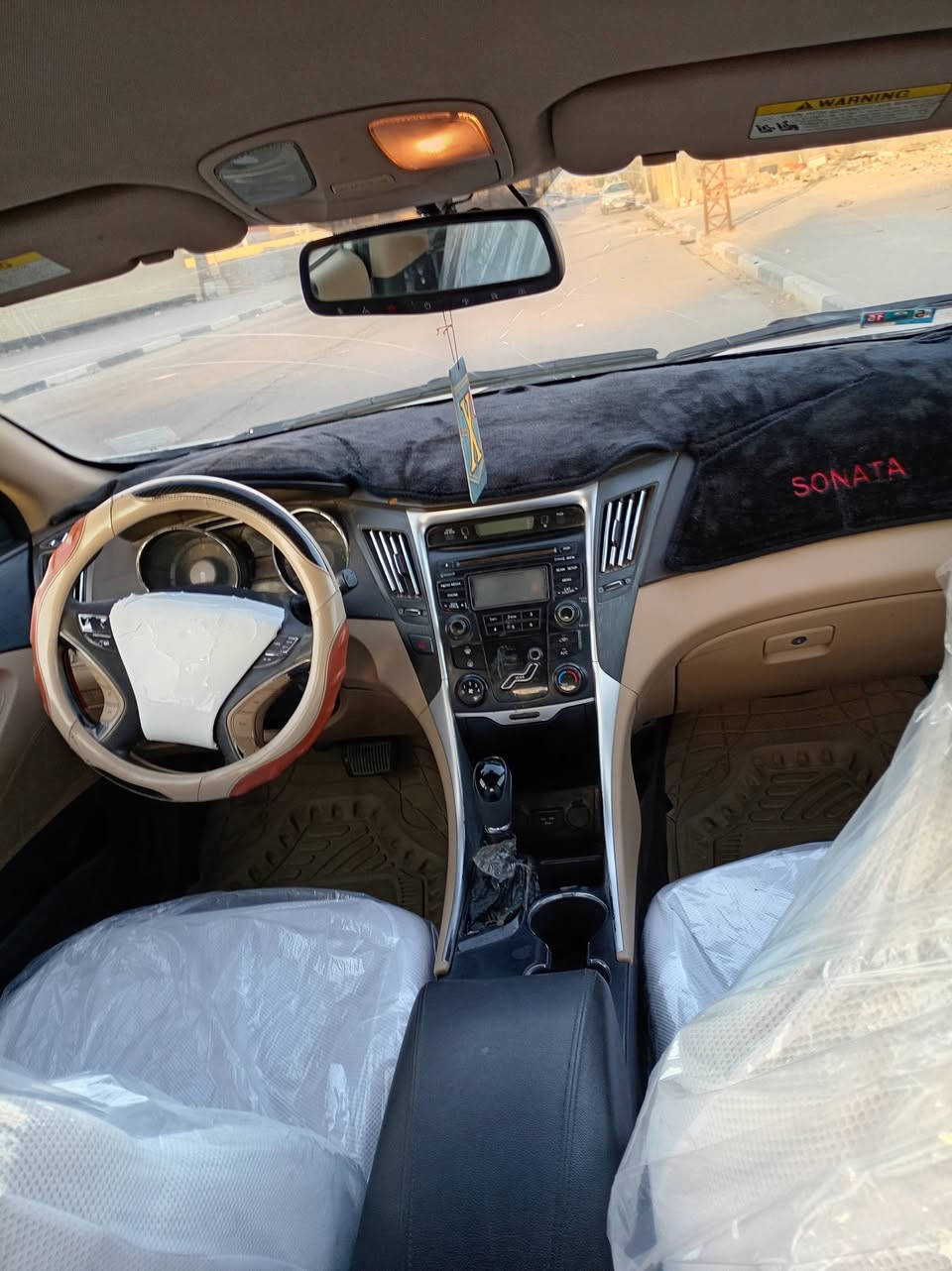 سوناته 2013 وراد أمريكي مكينه وكير كفاله 2400 كهربيات حداديه جاهزه السعر 85 رقمه مكانه السياره بصره رقم الهاتف ***********
