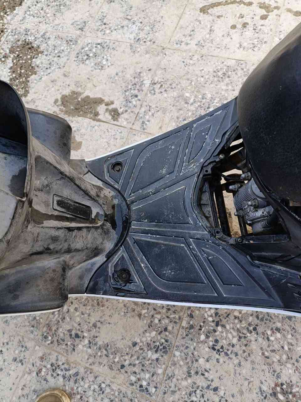 ادمن وافق ❤️/سلام عليكم شباب الطيبه دراجه ماكس مضلع كابريتر الدراجه طافيه بيها طبگ الكهربائيت  الدراجه نقصها كفر مال المكنيه مثال ماوضح بلصور ماعرف يامديل المكينه بلاديه برغي مافاتح بيهه صارلهه 40يوم متروكة بيها نقص ستان صفح جوزه الأن السويج مكسور ب بطن الجوزه بس عادي تفتح نار طبيعي الدراجه معروضه ب250وبيها مجال للطيبين مكاني بغداد المشتل  اي استفسار هذا رقمي ***********وبيك خير وتدلل
