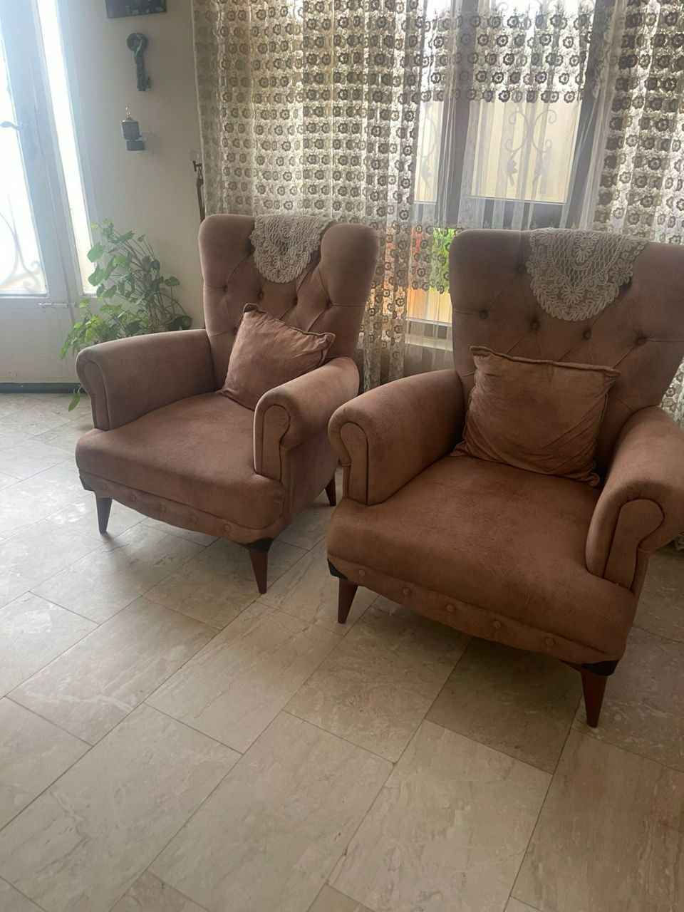 السلام عليكم 
للبيع بسعر مناسب 
طخم كامل متكون من 5 قطع مستعمل قليل 
كما يظهر في الصور
 لمن يرغب في الشراء مراسلتي لطفاً كركوك, العراق


**إذا كنت صاحب هذا الإعلان وتريد حذفه لأي سبب، رجاءا أرسل رسالة إلى الدعم الفني**
