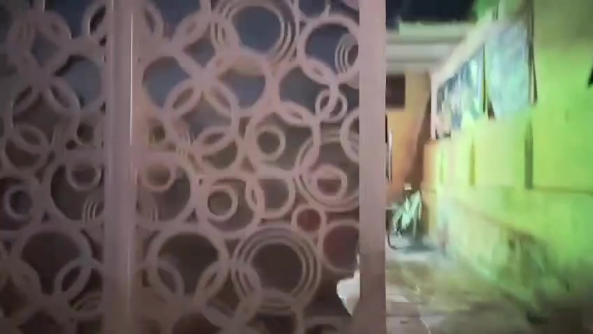 عليكم بيت للبيع طابو مساحه 200 مكان نهايه مسقط قرب اسؤاق علوكي ***********
