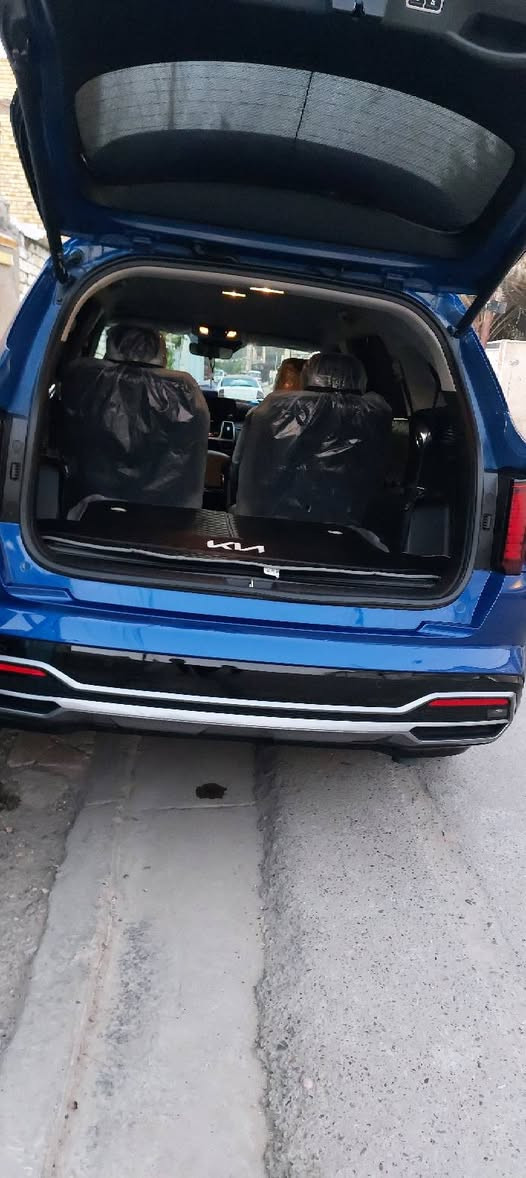 سورنتو امريكي موديل ٢٢ فول عدا بانوراما حادثها بسيط ربع دعاميه كلها ليبل واحد رقم بغداد بسمي بدون صبغ او تبديل محرك ٢٥٠٠توربو عنوان بغداد  *********** ماشيه ٣٣ الف طاك رباك برده وراج سستم كامل جهت اليمنه
