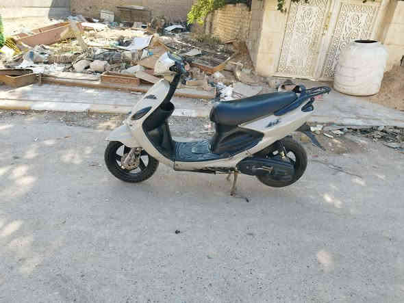 دراجه اكزز ياباني للبيع نضيفه كلش مكينه ناعم شلعه قويه سرعه 100 كهربائيات كله شغاله نكره سلف دراجه تأيرات جدد مال جني سعره 325 اليريده يتصل ***********
