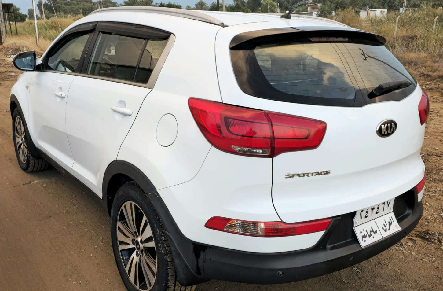 سبورتج لون ابيض موديل (2016) رقم سليمانيه ماشيه (130) الف كيلو متر وراد امريكي نص فول مكينه (2000) دوش
سياره تاخذهه من البيت على الضمان وين ما تريد تفحص افحص فيتر سمكري واني حاظر
السعر ((155))  ويدلل الشراي بالسعر
((السونار مرفق بالصور والسنويه ما صاقطه))
العنوان// ديالى- بعقوبه- الرحمه
للاتصال // ***********
