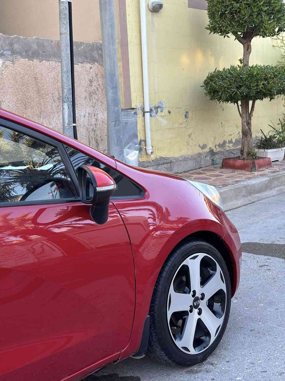 العناية الشاملة للسيارات
• بوليش – حمام – نانو سيراميك – تكحيل احترافي + صبغ
• خدمات متفرعة بكل التفاصيل
• أجود المواد الألمانية
• أسعار تنافسية تناسب الجميع

الموقع: ديالى – المقدادية – شهربان – حي العسكري - مقابل معمل البان -(الشارع القديم - العمل في البيت)
للتواصل: ***********
