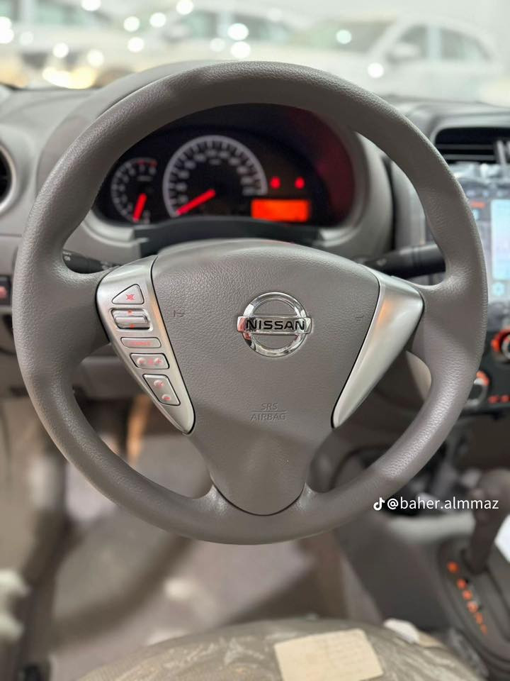 سلام عليكم عندي سني هندي لبيع موديل 24 مكفوله كفاله عامه سياره زيرو زيرو ماشيه 4 الف رقم بغداد (بسمي) مكاني بغداد الكرخ رقم تلفون *********** سياره كله وضع شركه
