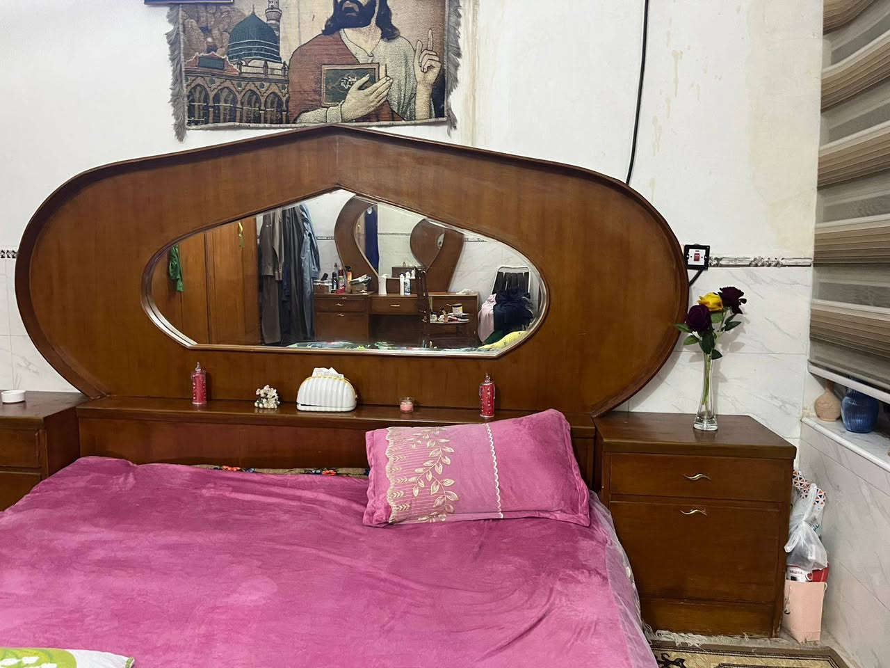 سلام عليكم
غرفه نوم عراقية خشب جدا ثقيل تكمه للبيع غرفه الله شاهد نظيف عوزها فقط صبغ 
مكاني بغداد الشعب السعر ٣٥٠ وبيها مجال 
للاستفسار خاص


**إذا كنت صاحب هذا الإعلان وتريد حذفه لأي سبب، رجاءا أرسل رسالة إلى الدعم الفني**