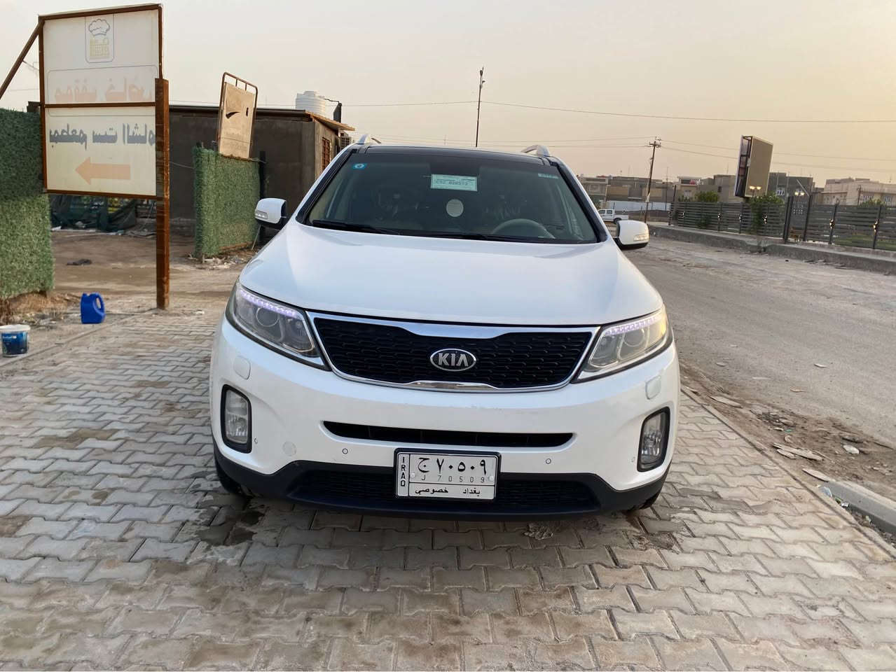 رمضان كريم 🌙 
لببيع سورنتو 2014 خليجي فول 1/1
سياره كفاله عامه من كلشي مكينه كير حداديه تخم تاير تبريد كله شرط ع وضع شركه سياره وجاهزه من كلشي فول مواصفات (بصمه بنورما فور ويل كشن جلد 7راكب زراك لايت تبريد 3قطع )رقم بغداد بسمنا مشروع وطني سنويه ل28 
السعر 178 وبي مجال 
*********** السماوا, المثنى
