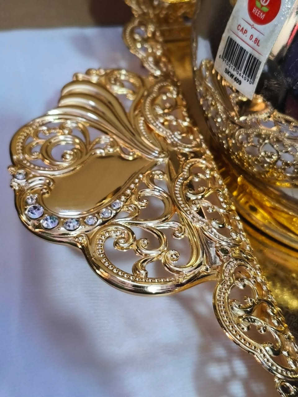 ✨ سيت رمضاني خليجي ذهبي فاخر ✨
يتكون من:
🔸 ترمس أبو الضغط بتصميم دلة ملكية ومحكم الغلق
🔸 6 فناجين 
🔸 6 استكانات 
🔸 تمرية فاخرة بتصميم هلال
🔸 صينية تقديم راقية
السيت كامل متناسق بلون ذهبي جذاب 
مناسب للضيافة الراقية أو كهدية مميزة 🎁
السعر 30 الف


**إذا كنت صاحب هذا الإعلان وتريد حذفه لأي سبب، رجاءا أرسل رسالة إلى الدعم الفني**