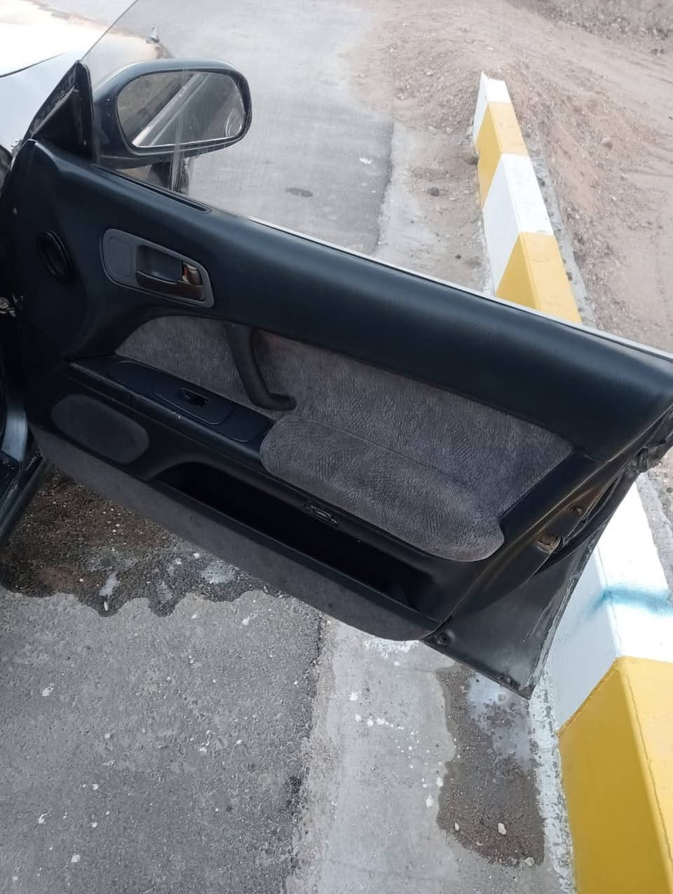 السلام عليكم بطه موديل 94 مكينه وگير جدد حاويه توهن شادهن تريد مداور او تريد وكاله السياره مصبوغه عام للجماليه فقط بيها كصه بالقماره فقط الباقي كلها مكفوله تخم تاير جديد كهربائيات كلها شغاله حداديه خير من الله سعرها 37 والشراي يتصل غير متواجد على الفيس ***********
