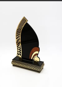 درع إبداعي • دوائر • بلدية