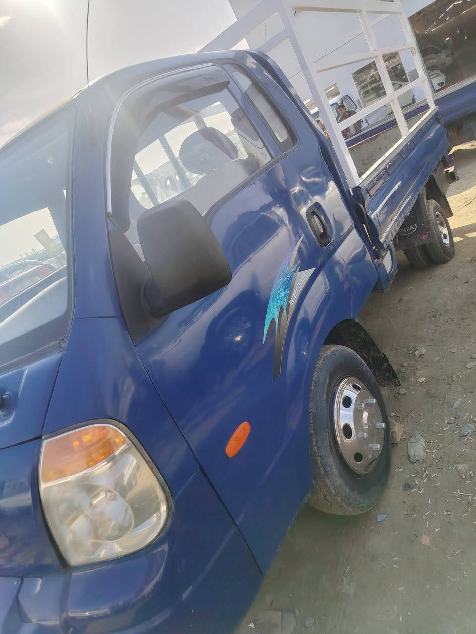 السلام عليكم للبيع كيا بنكو ثري موديل 2007 مصبوغه عام للجماليه كفاله من ظربه رقم جديد سنويه 30للستفسار ***********
