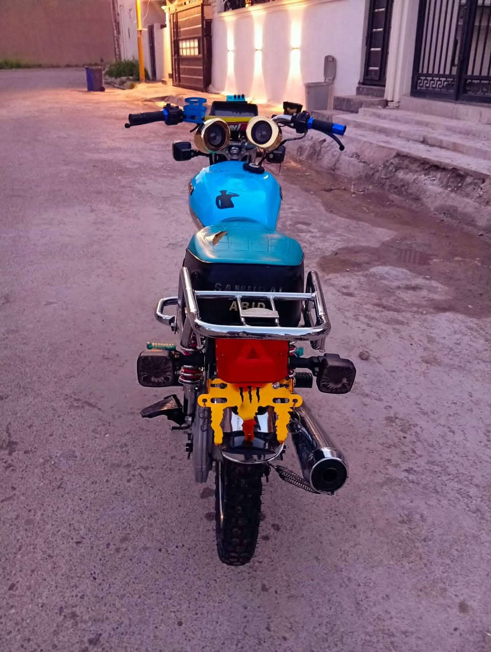 سلام عليكم تايكر 2023بشرط كير محرك فقط مبدل لاستيك ولف فقط وياله تايرات كلجات كله جديد محرك فول ناعم كهربائيات كلها شغاله مطول لطول سعر 480بي مجال قليل لشراي لاتنطي سعر من يمك شراي تفضل خاص او خابر ***********تكسر بسعر تسمع كلام مايليق بيك تحياتي لجميع
