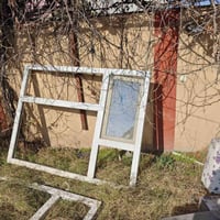 شبابيك بلاستيك • عدد 2 • سعر مناسب