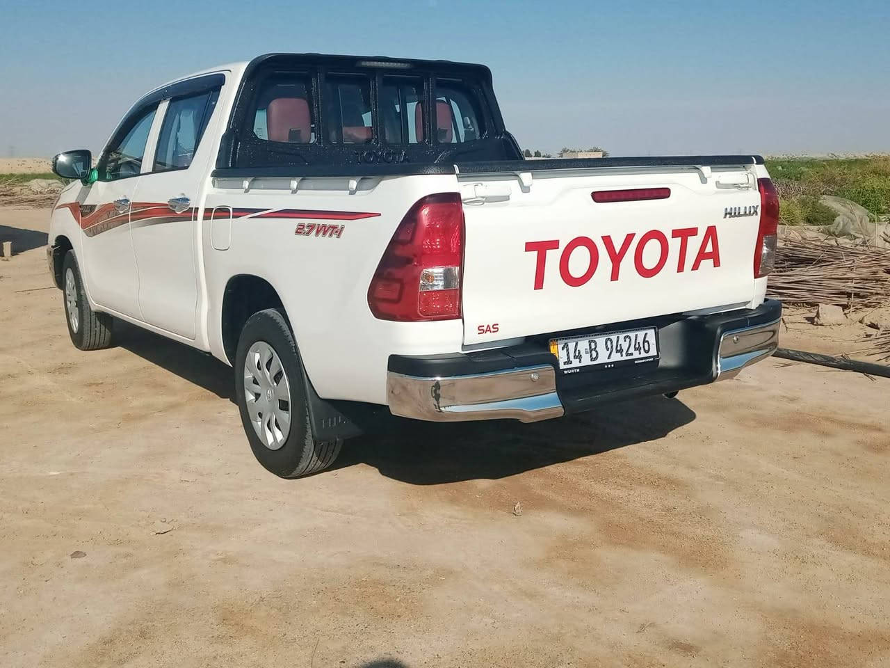 السلام عليكم 
هايلوكس 2025 زيرو رقم بصره
ماشيه 6000
كفاله من الشخط 
دوشمه ارضيه وكشنات 
مكان البصره الزبير 
***********
