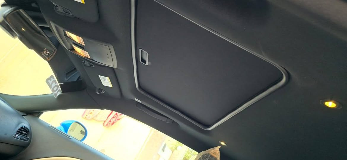 السلام عليكم ورحمه الله
دوج جالنجر 2023
لون بحري القديم
ماشيه ٢٩ الف
حادث طرف البنيد صبغ 
بدون ايرباك بدون ايرباك 
***********
