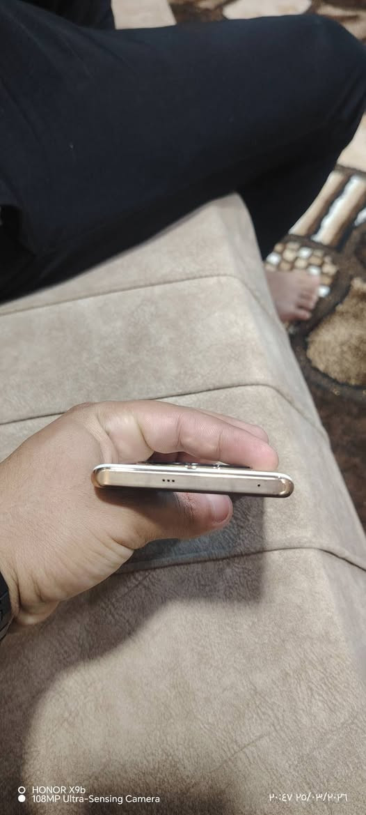 السلام عليكم  ريدمي 11برو ماكس ال ضهر جلد طبيعي شرط نضافه فول شرط ما مبدل بي شي 350و بي مجال العنوان موصل رقم الهاتف***********
