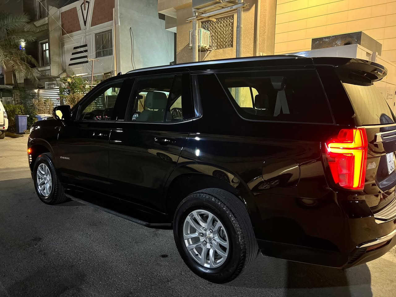 سلام عليكم السعر 442 ورقة
للبيع تاهو 2023 LS بجم بريمير رقم بغداد باسمي 

ماشية 46 الف كير مكينة كفالة 

للاتصال *********** 

موصفاتها معروفة 
  - تحديد الخروج عن مسار 
- رادار مانع تصادم امامي خلفي 
- حساسات امامية خلفية مع نقط عمياء 
- ثلاجة تبريد تجميد درجتين
- كاميرة دوارة 
- خمس بصمات ؏ الابواب 
- تشغيل عن بعد 
- كشنات كهربائيات
- 4 مودات للقيادة ( سبورت ، عادي ، طرق وعرة ...)

 

 ‏
