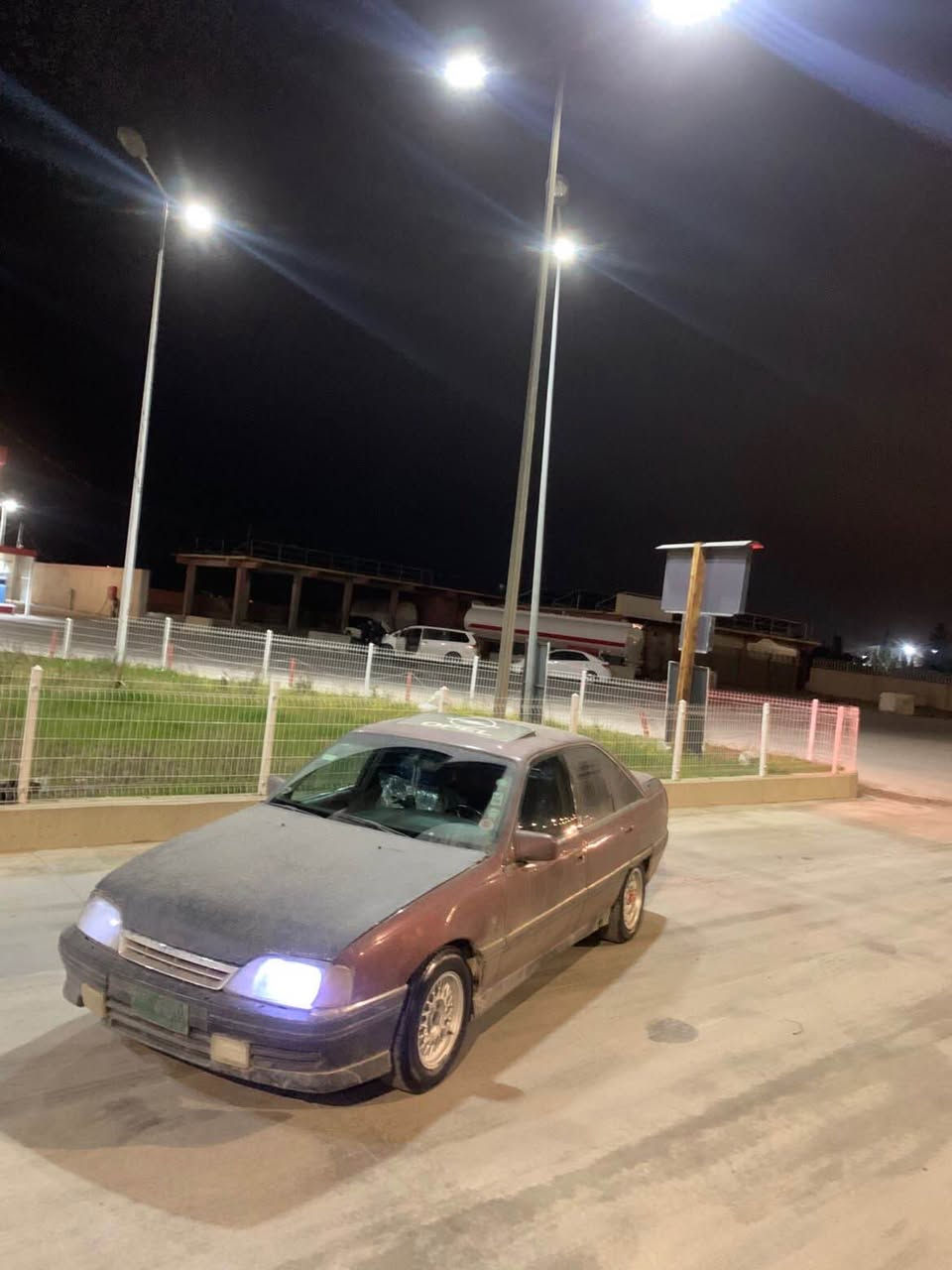 ئۆمیگا١٩٩٣ 
هەمو گیانی ئیش ئەژات کوشن هیتەر گەرمی لایت فلجە هەمویی 
 مەکینە ٢٠ ئارمی پلاستیک پیشی تازە دام گرتوە کامل 
سلیمانی السليمانية, العراق


**إذا كنت صاحب هذا الإعلان وتريد حذفه لأي سبب، رجاءا أرسل رسالة إلى الدعم الفني**