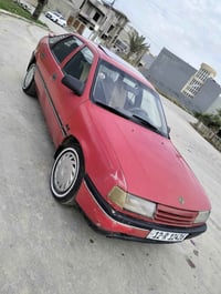 أوبل فيكترا • ١٩٩١ • رقم نينوى