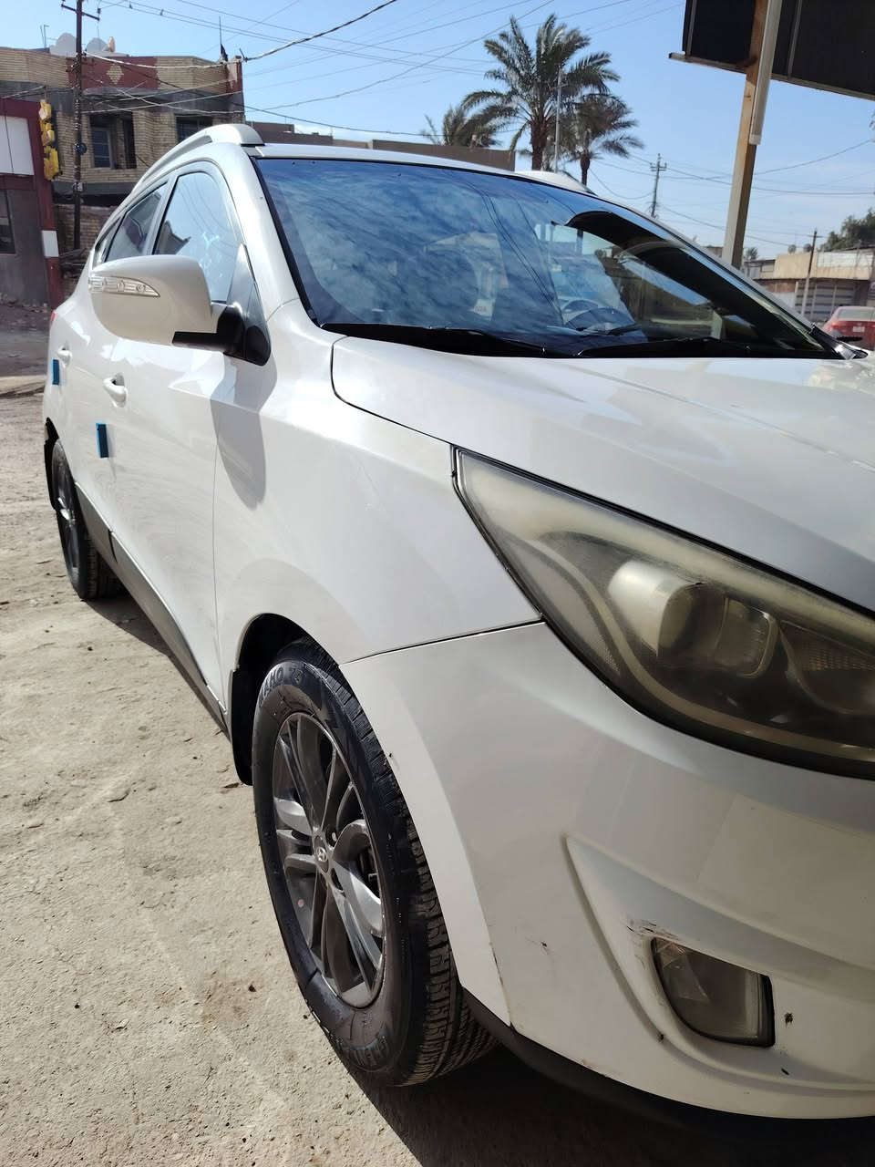 سلام عليكم توسان 2015وارد خليجي بيهه قطعه صبغ بس البنيد بدون داخل سياره كلش نضيفه  مكينه  2000دوش
سياره بسمي تحويل ثاني يوم
سعر 153بيهه مجال قليل 
والعنوان بغداد   غير متواجد عله فيس
تواصل   رقم ***********
