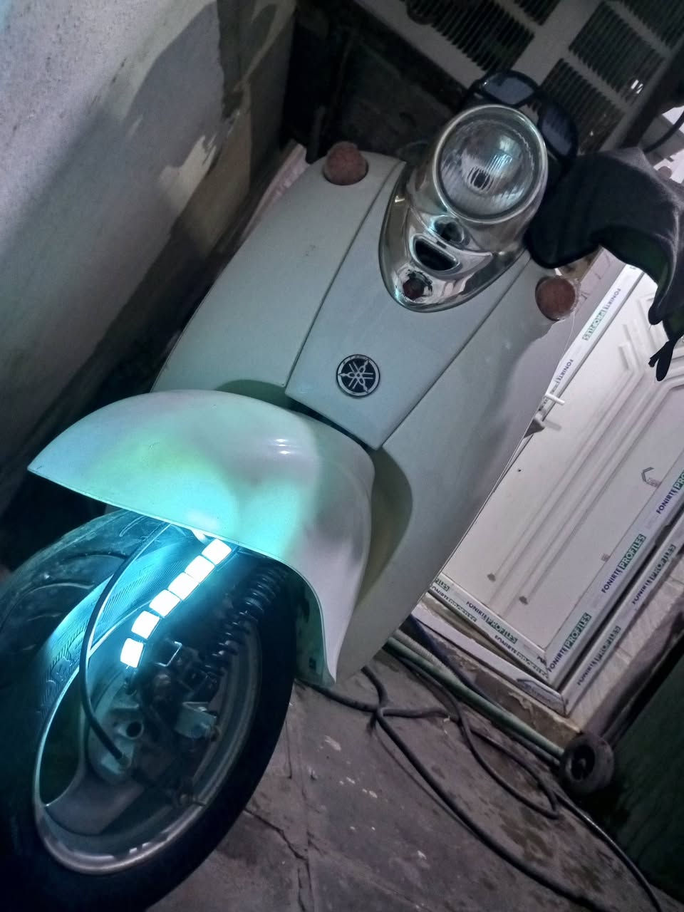 سلام عليكم للبيع دراجه كلاسك 60 نثيه دراجه حلوه ونضيفه الله شاهد نكره سلف هندر كامله من كلشي كهربائيات هورن كلوبات كلشي العنوان الحسينيه مال راشديه راسلني على الخاص او تتصل عليه ***********السعر 200وبيه مجال قليل
