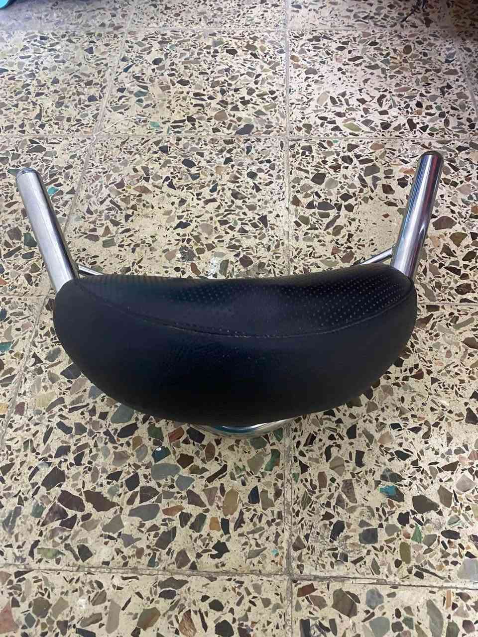 سلام عليكم صندوك اصلي مال Pcx
وتجوه الاصلي مال Pcx الثكيله مو هاي العادي 
مكان بغداد الشعب بغداد, العراق


**إذا كنت صاحب هذا الإعلان وتريد حذفه لأي سبب، رجاءا أرسل رسالة إلى الدعم الفني**