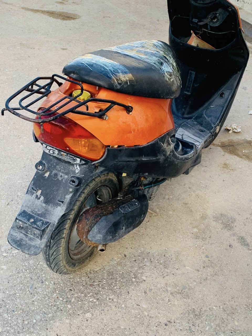 السلام عليكم البيع دراجه بيجي دراجه توه امجفته شغاله نقصه كهربايات البيع بسعر مناسب 175 وبيه مجال مكاني سماوه جربوعية الثانيه ***********
