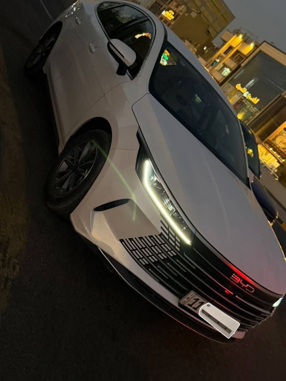 BYDديستروير ٢٠٢٥ المشي الكلي ٣٣ بيه طخه بلبنيد بسيطه ورصه صغير بجاملغ الايسر سياره نظيفه جدا موصفات معروفه السعر(١٧و٧٠٠) المكان المشتل***********

