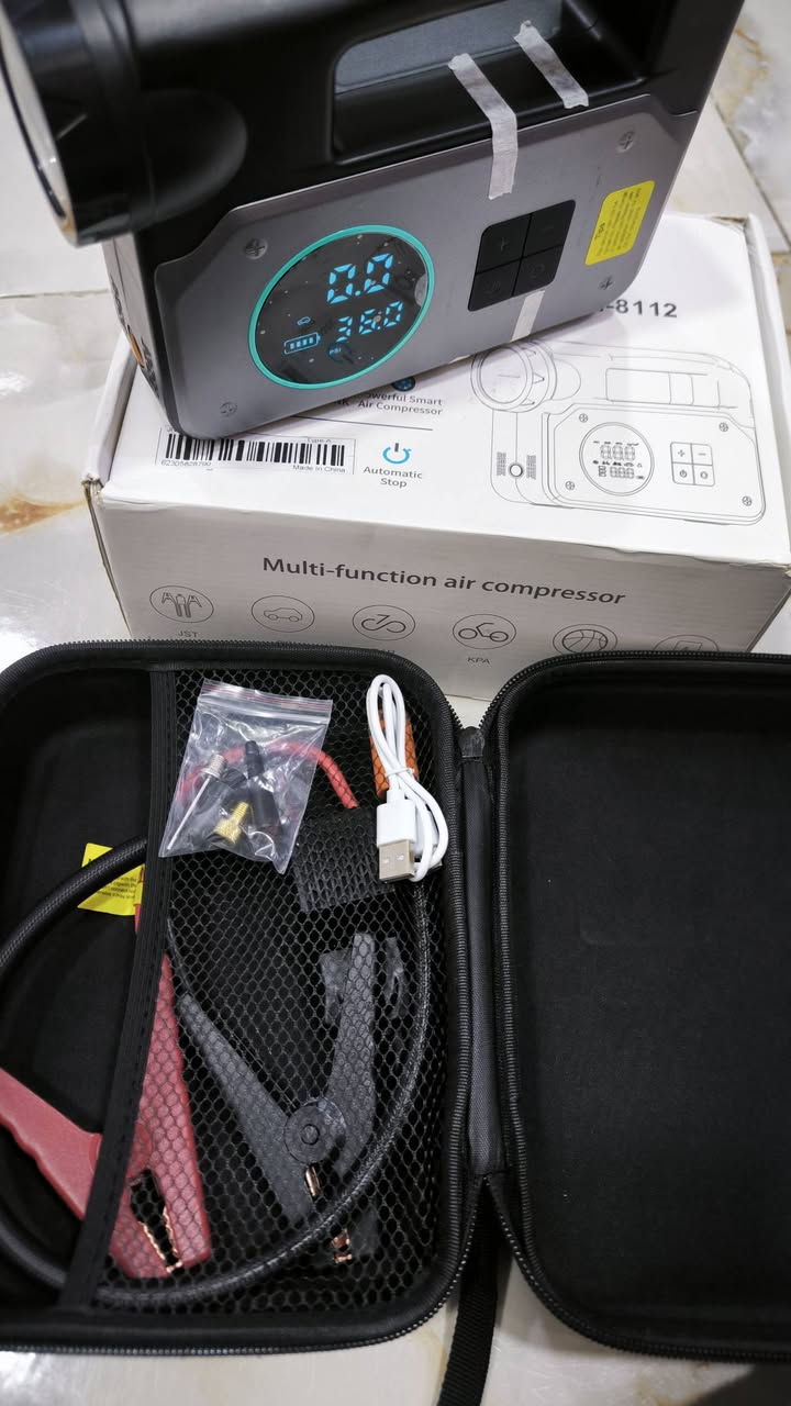 جطل سيارة + منفاخ تايرات + شاحن usb + لايت طوارئ
السعر 50 الف توصيل بصرة 
***********
