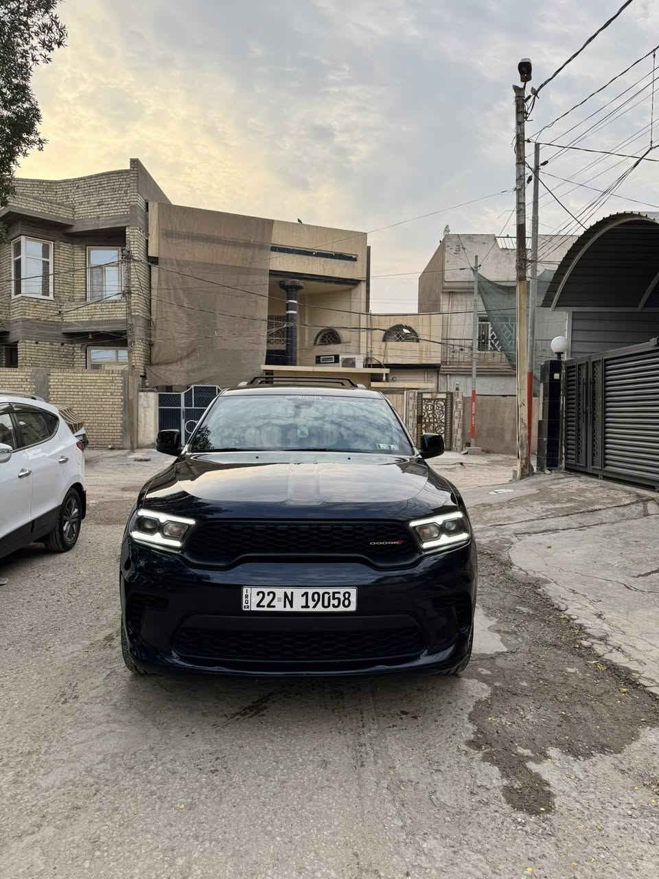 السلام عليكم دورنكو كلين 2024
للبيع فور ويل
محرك (3600) v6
دورنكو ( GT )
موديل 2024
ماشية (15)im
مرقمة اربيل جديد (باسمي)
المواصفات 
1-بصمه 
2-تشغيل عن بعد 
3-كشنات كهرباء 
 ⚡️ تدفئة + تدفئة ستيرن 
(7)راكب  
4-شاشة +كاميرا + حساسات 
5-ويل كب (20) تخم تاير
6-تحكم ستيرن 3 جهات
بلوتوث + كاربلي
شفتات ستيرن + هيتر 
7-رادارات امامي وخلفي 
نظام ايكو 
نظام سبورت 
3 قطع تبريد 
8- جنطة كهرباء  
9- لد نهاري 
10-هزة نهاية 2026 شهر ال 10
11- بصمه عدد 2 
مكان السياره بابل / الحله 
السعر $355 وبيها مجال بسيط 
الاتصال ‭0783 812 5008‬
