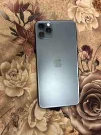 ايفون ١١ برو ماكس • شاشة اصلية • بطارية ٧٤