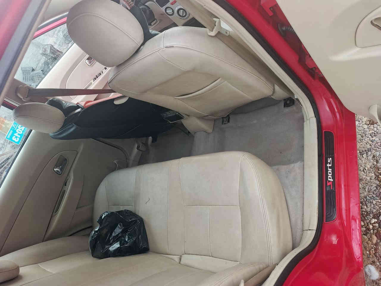 شيري فلاوين هاجباك موديل 13 سعر 37 وبيه مجال الطيبين  جاهزه  حداديه محرك كير جاهوات  تخم تايرات سيارة خير من الله //***********
