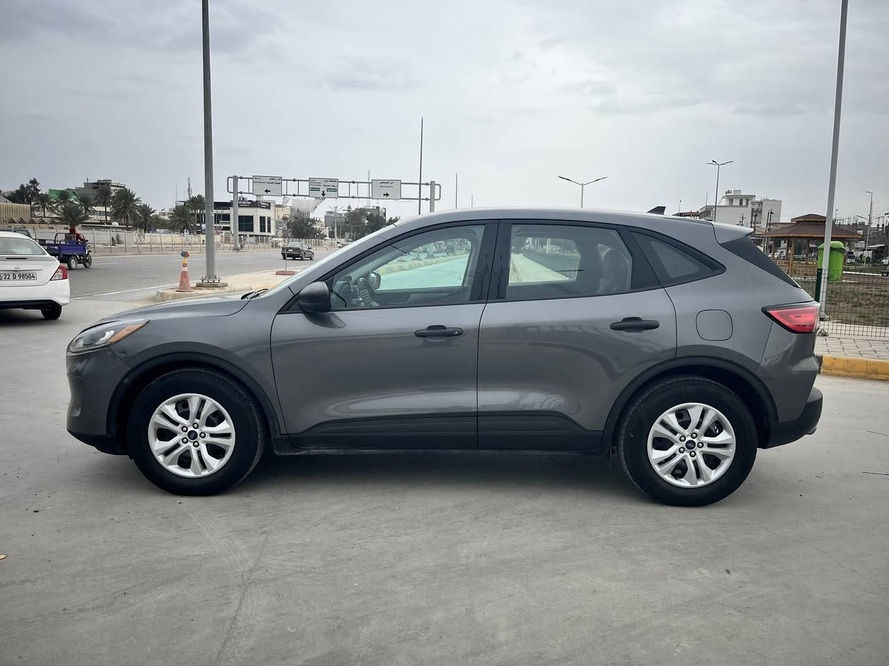 اڵڛڵام عليكم للبيع او المراوس فورد سكيب موديل 2022 بدون صبغ فقط بارد بيها الجاملغ والباب ومرجعي نفسه ذات موصفات جيده كير ماوس تحديد مسار رادارات امامي خلفي جانبي السيارة جديدة بمعنى الكلمة اي نقص مابيها ماشيه فقط 33 ميل تخم تاير جديد سيرفس كامل رقم بغداد بآسمي سعرها مال متوازي 115 وماكو هيج سعر بكل العراق رقم السيارة بغداد باسمي هزه جديدة وسنوية جديدة مكان السيارة ديالى بعقوبة حي المصطفى للاستفسار رقمي ***********
